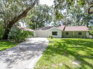900 NW Snug Harbor Rd, Crystal River, FL 34428
