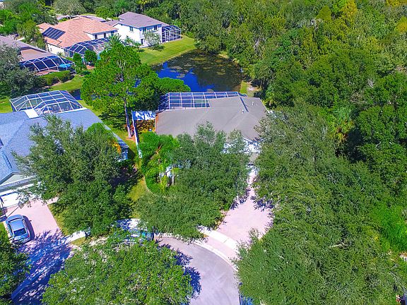 5th image of 16308 Dobson Ct