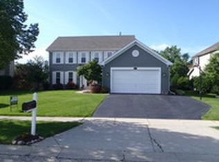 2010 Wynnfield Dr, Algonquin, IL 60102