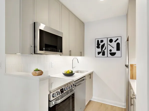 50 West 34th Street image 3 of 33