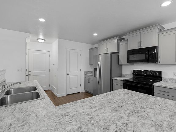 4th image of 12382 S Andante Dr