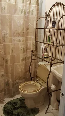 Rented by Panache Realty Co | media 5