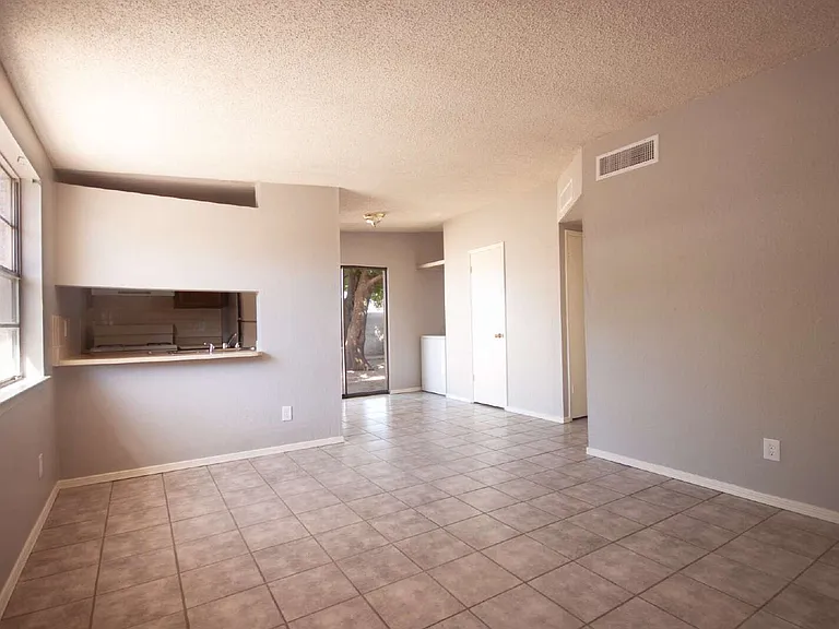 8153 Saint Andrew Ln #B — Photo 13