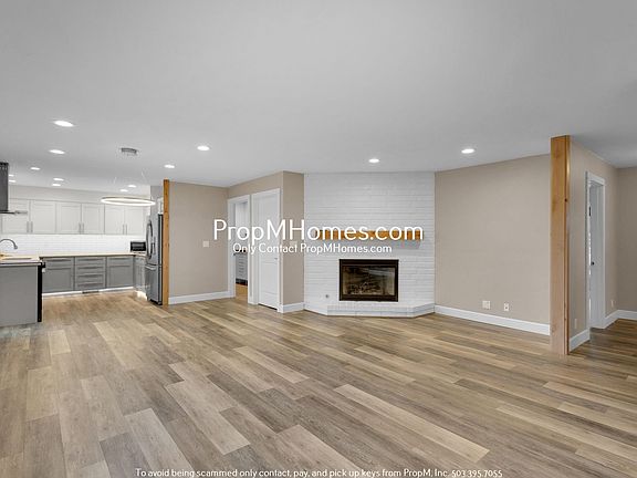 5th image of 2450 Southslope Way