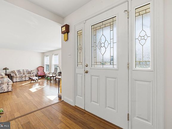 4th image of 4357 Cub Run Rd