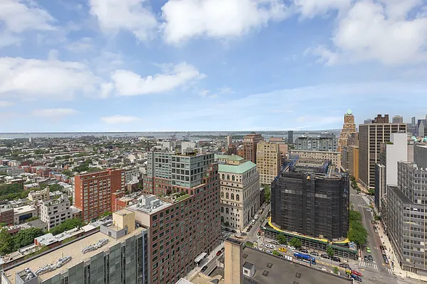 Rented by Cooper & Cooper Real Estate | media 22