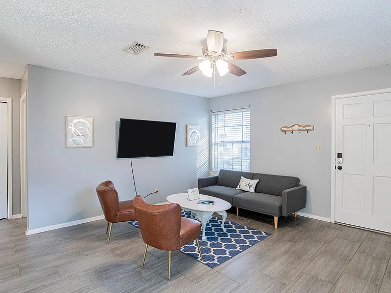 3307 Kingswood Ct #6-A — Photo 5