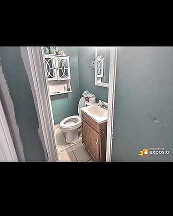 4th image of 4225 E Pleasant Run Parkway South Dr
