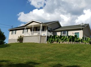 293 Swan Lane, Grafton, WV 26354