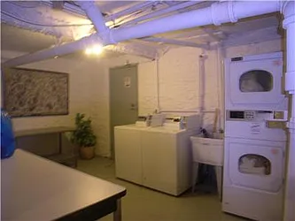 Rented by Peter Ashe