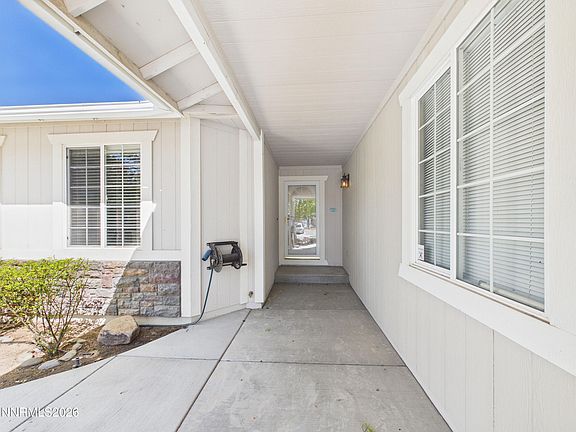 4th image of 2274 Soar Dr