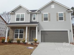 17015 Dogwood Creek Ln, Charlotte, NC 28278