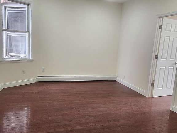 4th image of 5118 48th St