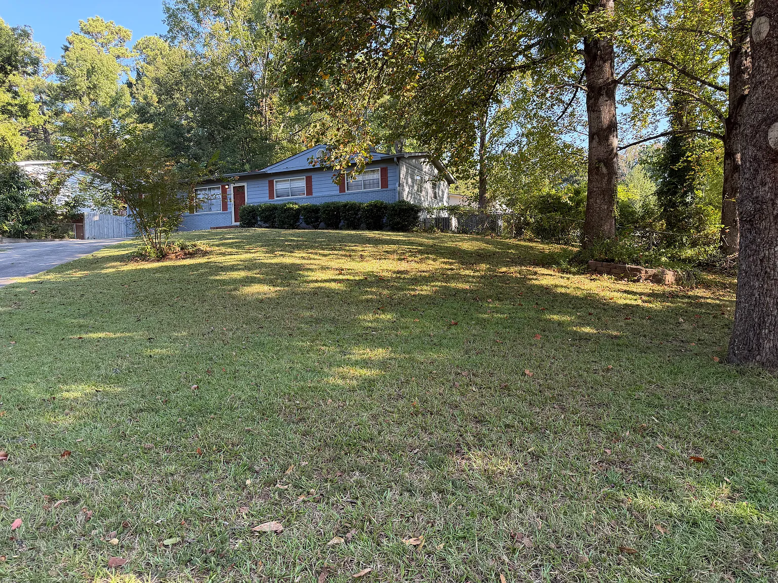 3 bed, 1200 sqft, $1,600 — Photo 4