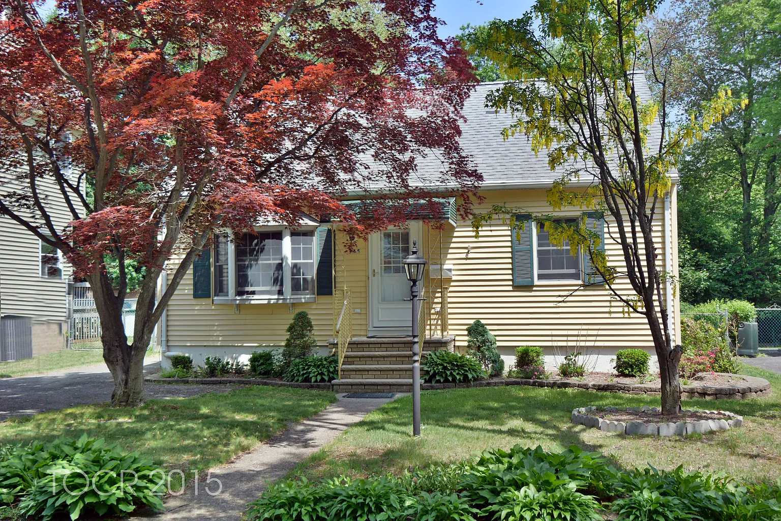 145 Pine St photo 1