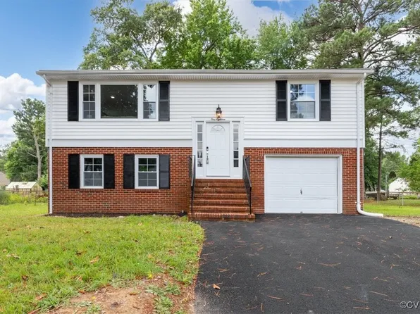 118 S Plains Dr, Petersburg, VA 23805