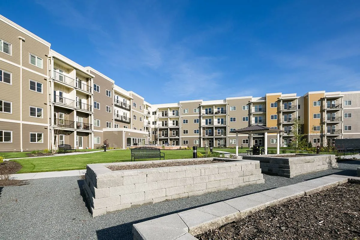 Estates at Hillside Gardens Affordable Senior Community — Photo 2