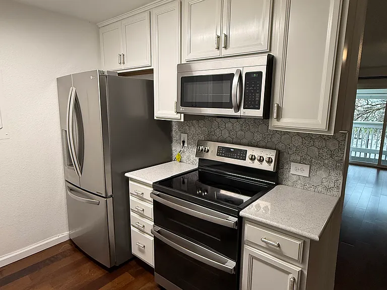 14404 E Colorado Dr #202 — Photo 4