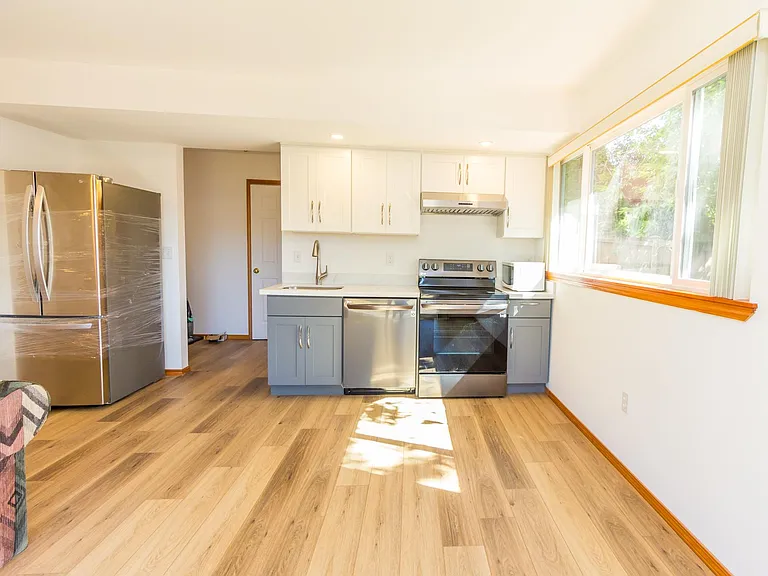 3418 174th Pl SW — Photo 1