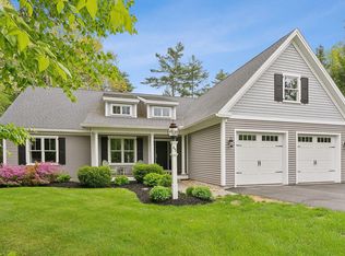 45 S Ridge Rd, Falmouth, ME 04105
