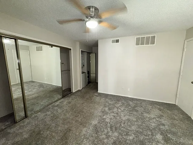 1 bed, 774 sqft, $1,195 — Photo 1