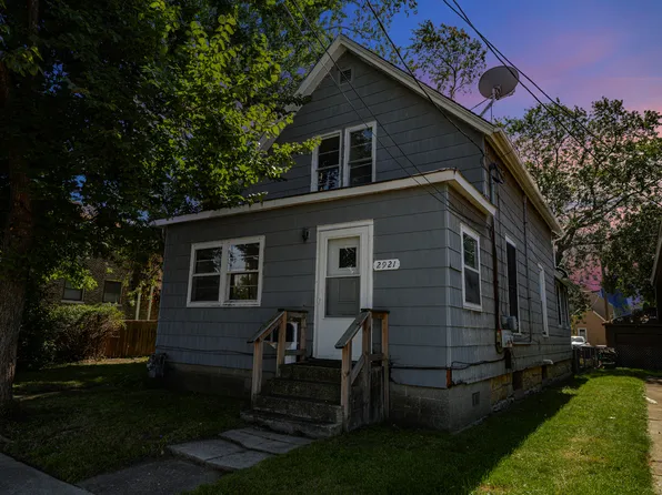 2921 Burr Oak Ave, Blue Island, IL 60406