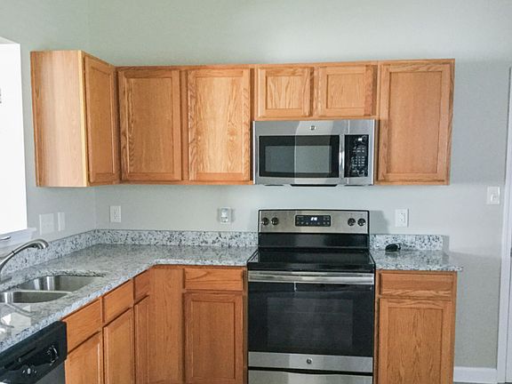 3rd image of 6702 Rain Creek Way