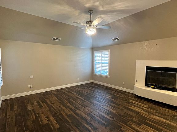 4th image of 3503 S Creekside Ct