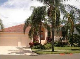 924 Allegro Ln, Apollo Beach, FL 33572