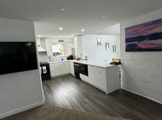 19684 Lakeshore Dr, Three Rivers, MI 49093