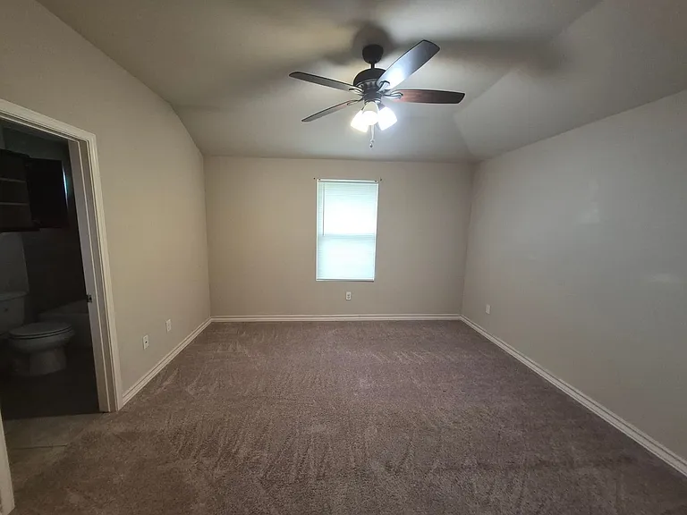 6926 Lakeview Dr #102 — Photo 9