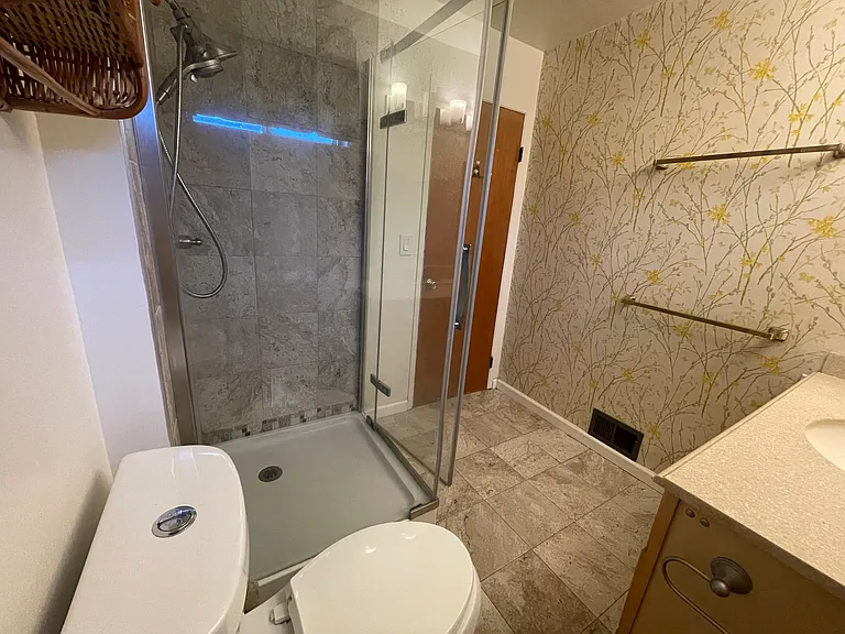 4935 Massachusetts Dr — Photo 36