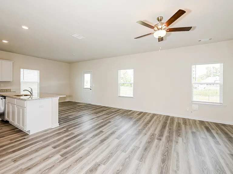 267 Limestone Cir — Photo 7