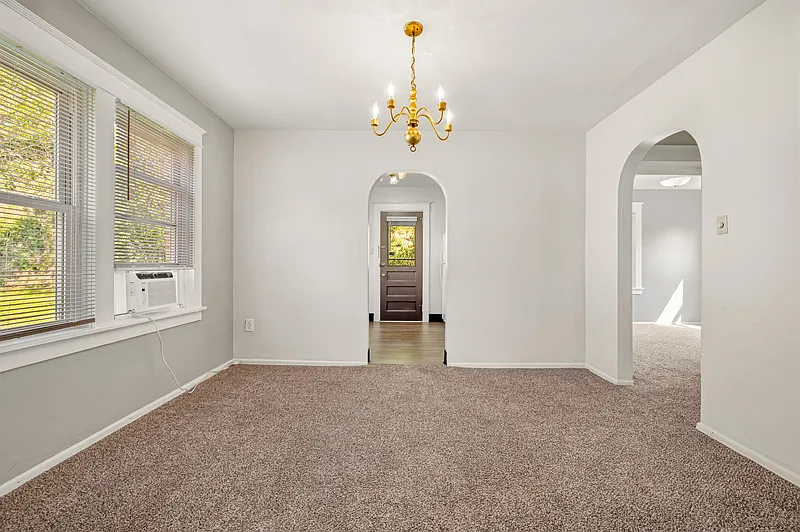 2 bed, 1.0 bath, $1,450 — Photo 4
