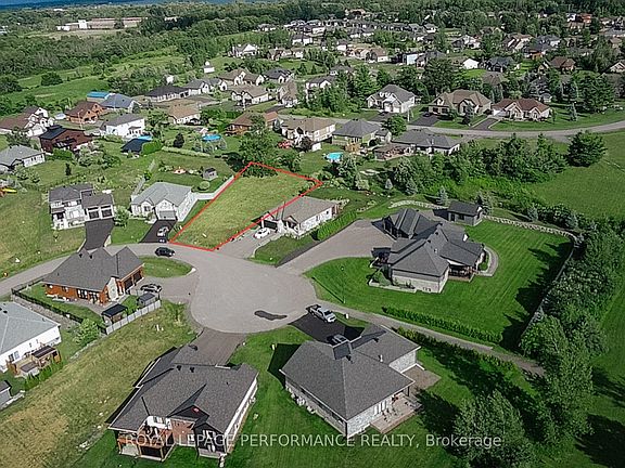 3rd image of 13 Matthew Kieran Cres