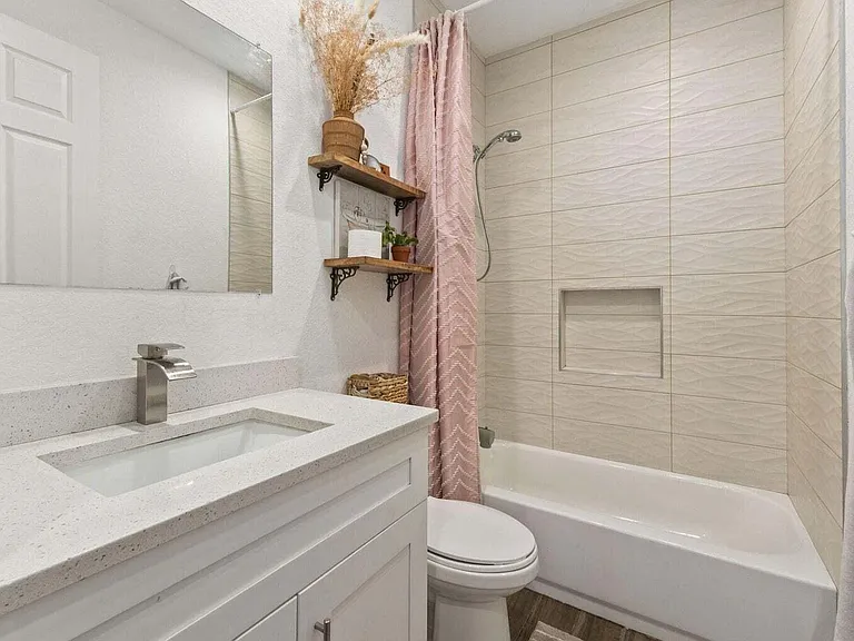 601 SW South Quick Cir #601 — Photo 17