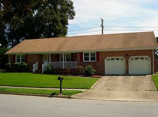 565 Longleaf Rd, Virginia Beach, VA 23454