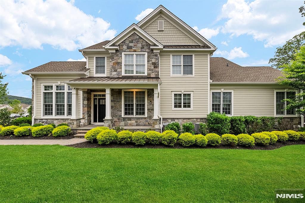 irasutoyazuki★ 40 Hazy Gate Ter, Franklin Lakes, NJ 07417 | Zillow