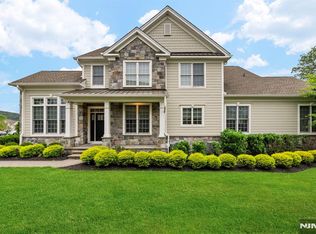 40 Hazy Gate Ter, Franklin Lakes, NJ 07417