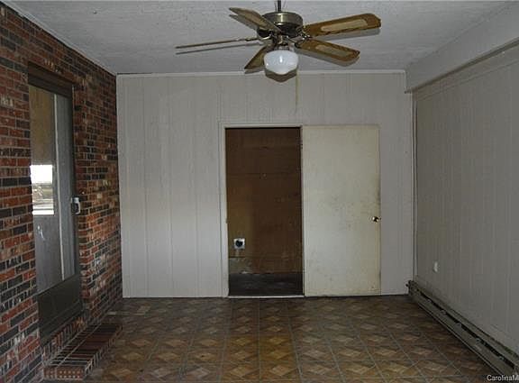 2nd image of 2210 Salisbury Hwy