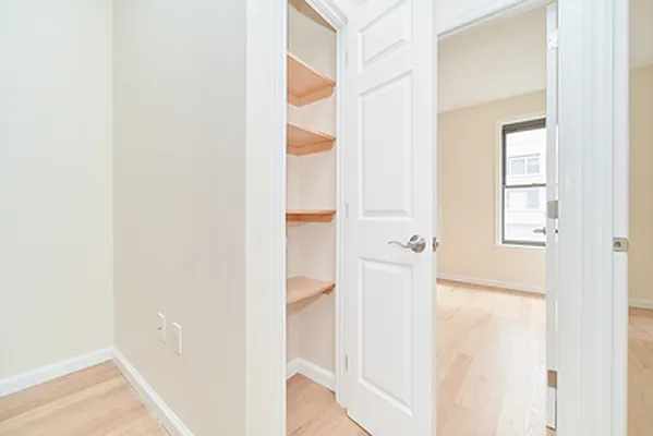 Rented by Living New York | media 14