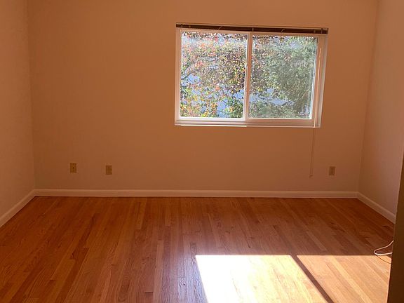 5th image of 147 N Washington St