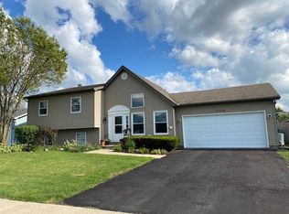 3318 Theodore St, Joliet, IL 60431