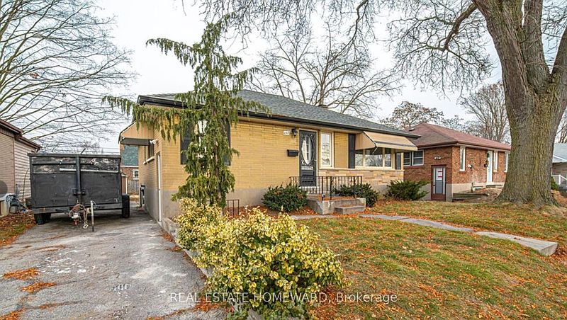 Peterborough House for rent - 3 Bedrooms — photo 2