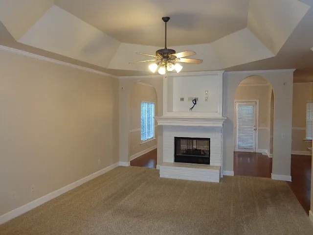 639 Glenties Dr — Photo 6