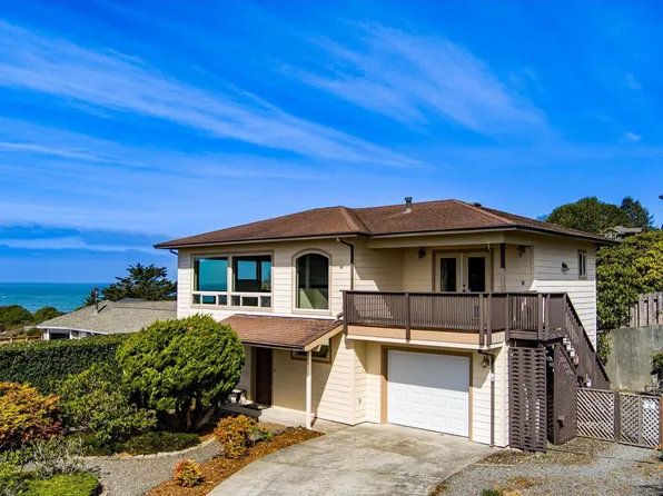 826 Edwards St, Trinidad, CA 95570