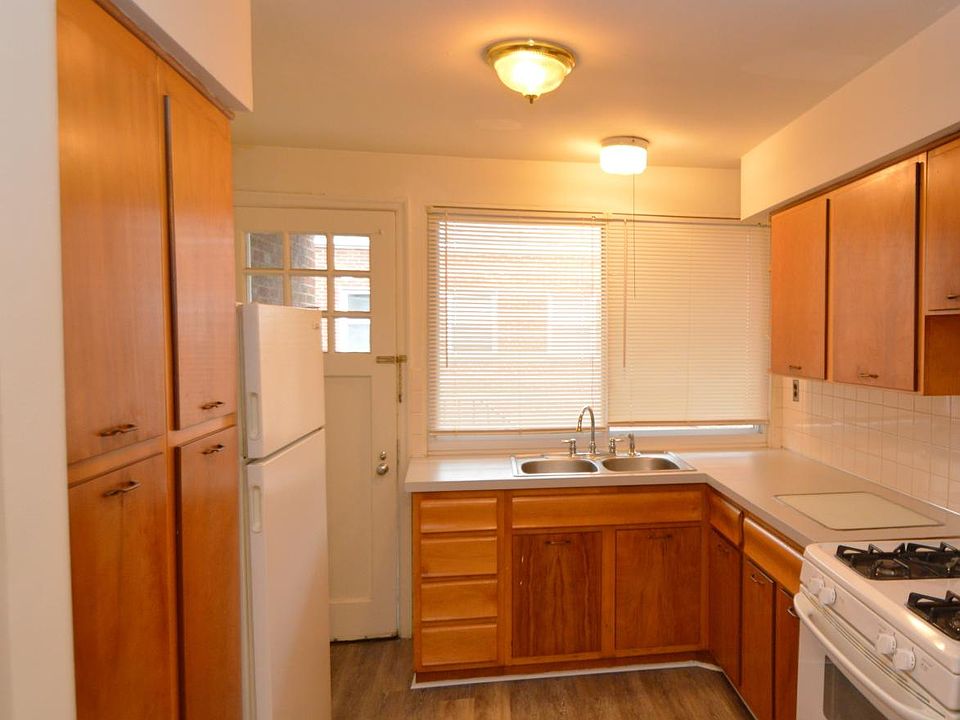 1st image of 4682 N High St APT D