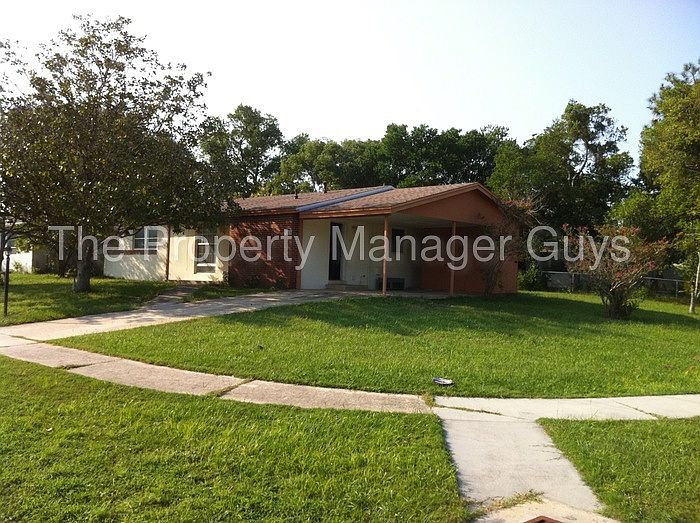 1st image of 2386 Lake Helen Osteen Rd