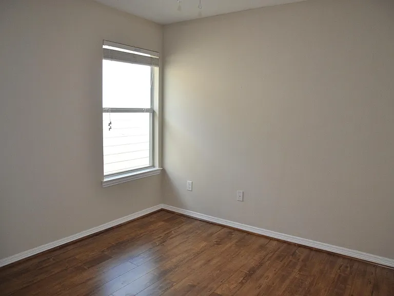 20913 Sunrise Pine View Ln — Photo 22