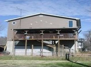 2148 S Beach Dr, Hanover, IN